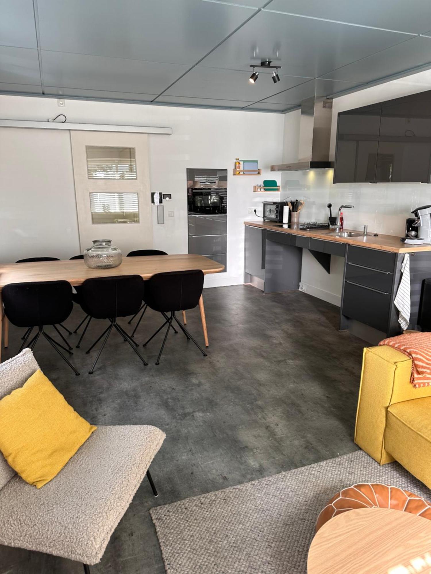 B&B Het Kleine Huisje Emmen Esterno foto