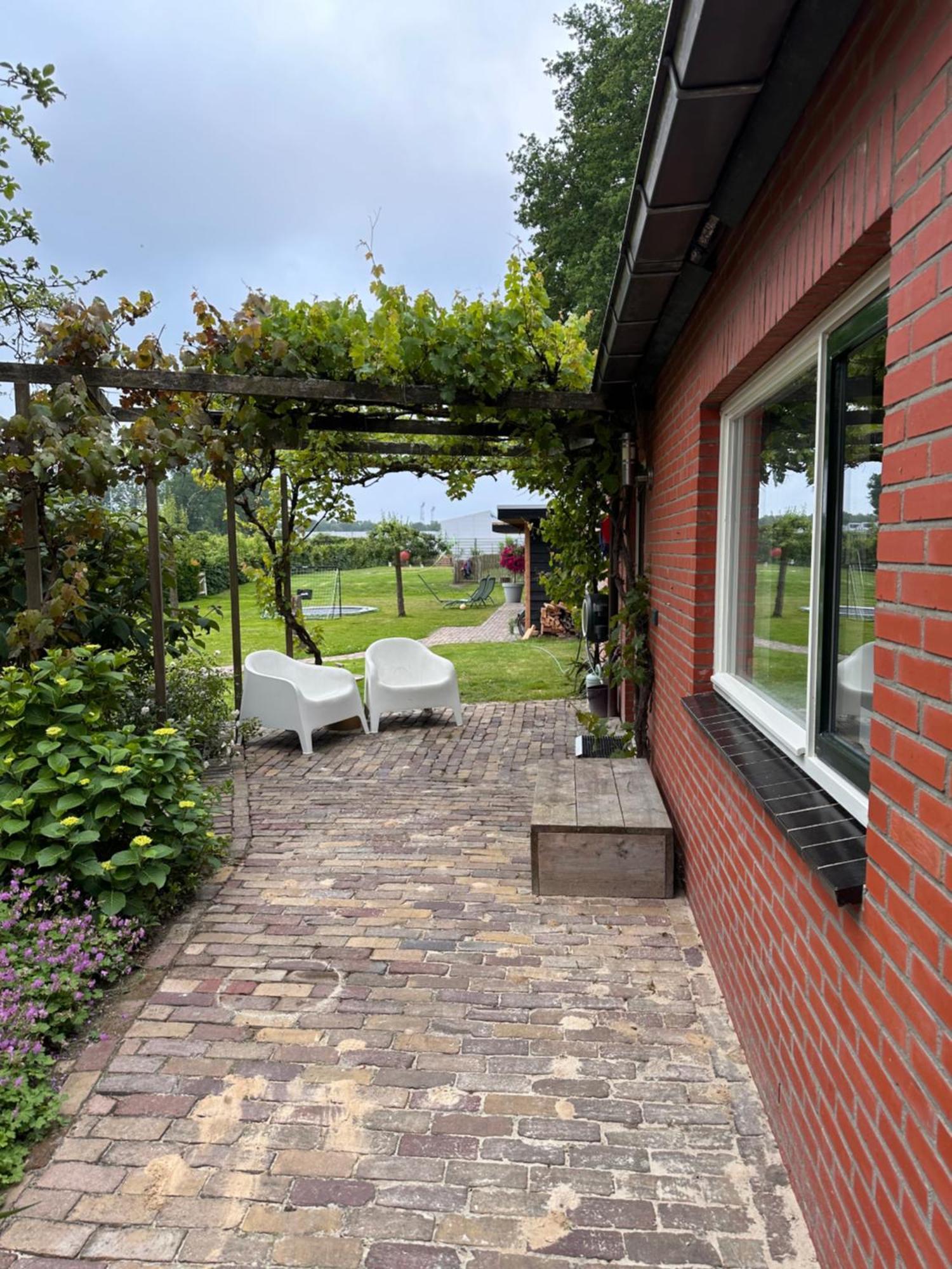 B&B Het Kleine Huisje Emmen Esterno foto